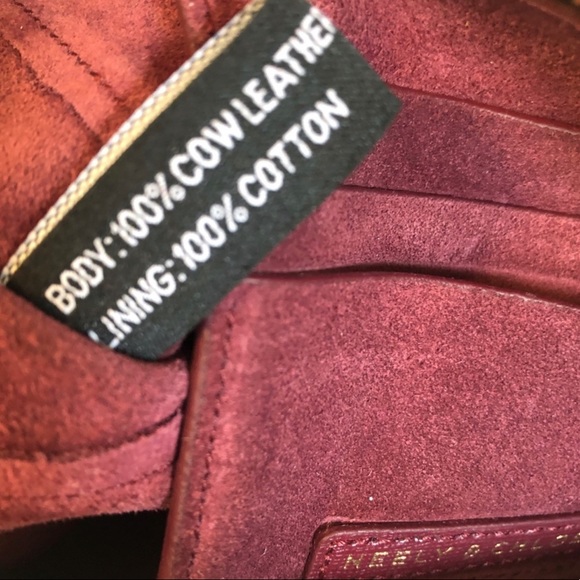 Neely & Chloe Burgundy Zippered Flat Clutch Bag - Picture 7 of 8